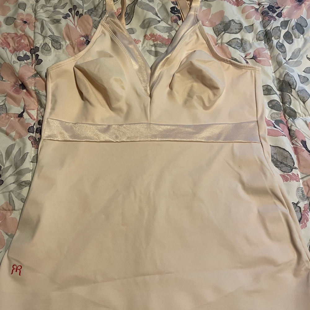 Worn once brand new size 38 Athena pale